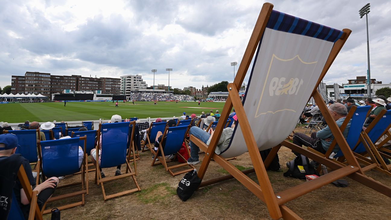 Sussex Cricket Mein Khali Bali: Matt Prior Aur Chris Adams Ki Lalkaar, Board Ko Istifa Dene Ka Farmaan!