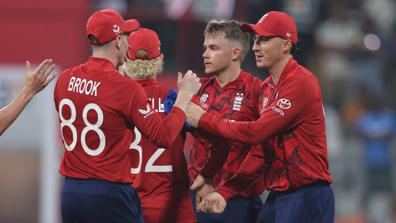 Lokesh Bam Ki Unfiltered Dominance Ke Bawajood, England Ne Mumbai Mein Jeet Ka Swaad Chakha