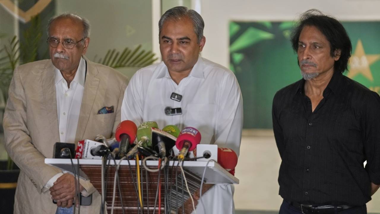 Pakistan Board Ka Naya U-Turn Drama: Mohsin Naqvi Bole Hum Toh Bangladesh Ki Izzat Ke Liye India Se Ladh Rahe The