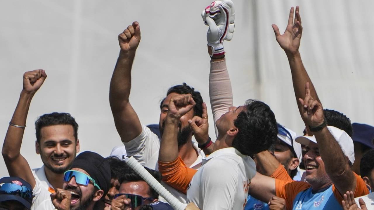 Jammu & Kashmir Creates History: Abdul Samad and Auqib Nabi Knock Out Bengal to Reach Maiden Ranji Final