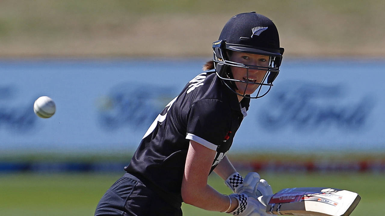 Lauren Down Retires: 30 ki umar mein White Ferns star ne thama bat, New Zealand Cricket mein ek era ka anth!