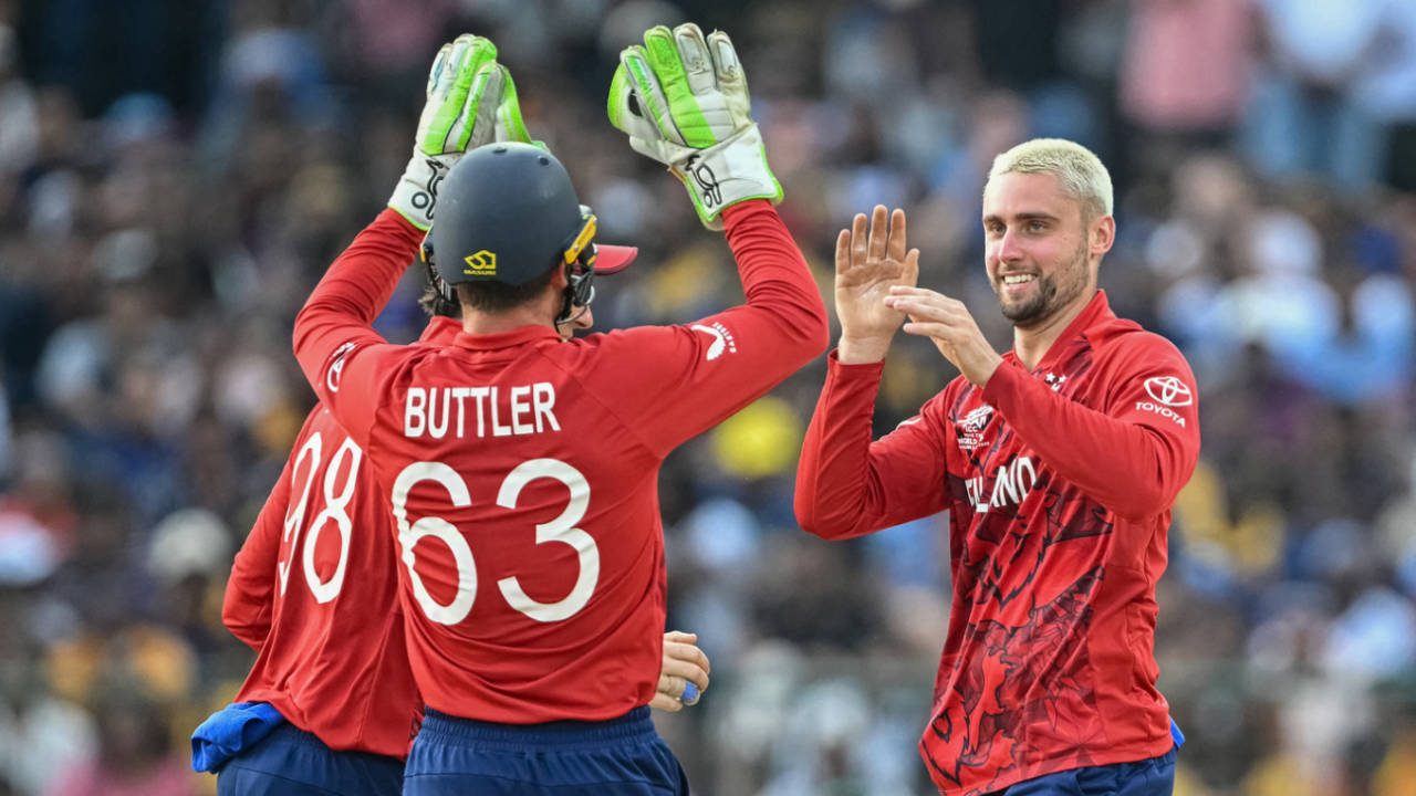 Will Jacks and Phil Salt ka Double Attack: England ne Sri Lanka ko Pallekele mein kiya Tail-Ender jaisa treat!