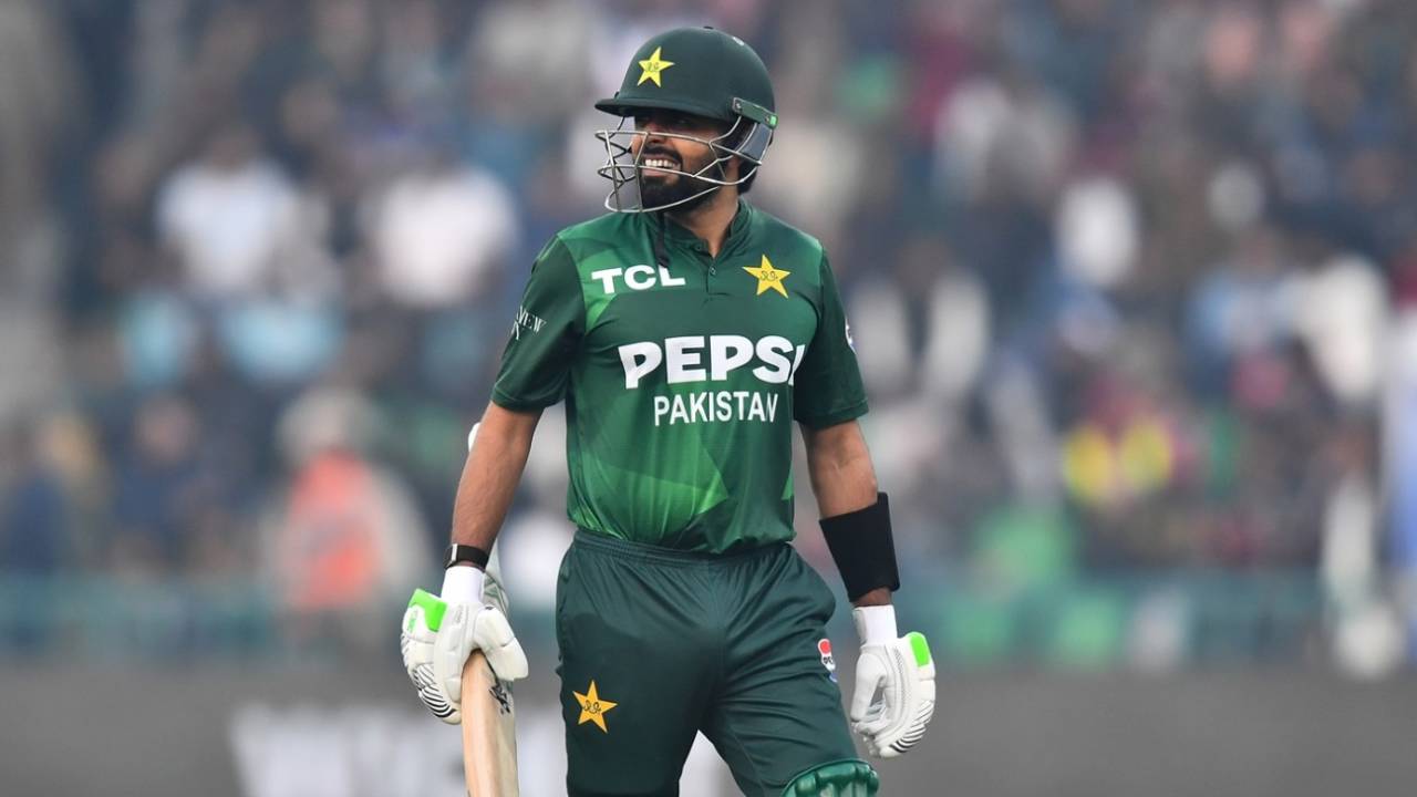 Babar Azam Ki T20 Slow Batting Par Faf du Plessis Ka Shocking Reveal: Mike Hesson Ko Di Honest Hone Ki Advice