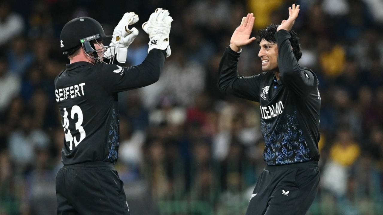 New Zealand ne Sri Lanka ko World Cup se kiya Eliminate: Rachin Ravindra aur Mitchell Santner ka Career-Defining Masterclass!