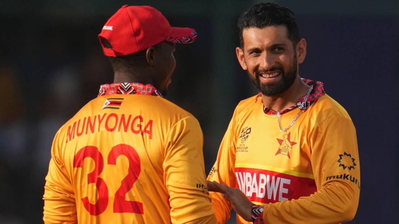 South Africa Reach Semis Unbeaten: Sikandar Raza Ka One-Man Show Bhi Nahi Rok Paya Proteas Ka Vijay Rath