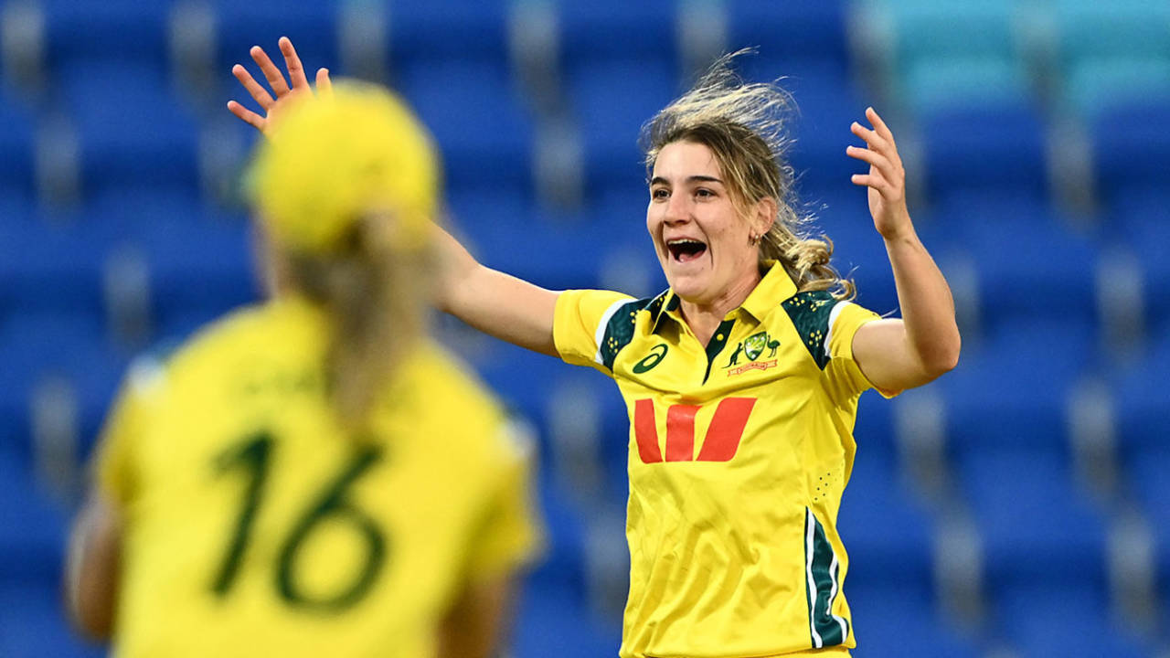 Bada Jhatka Ya Masterstroke? Annabel Sutherland Out, Molineux Ki Captaincy Par Nazrein – Australia Ke Squad Mein Badi Hulchal!