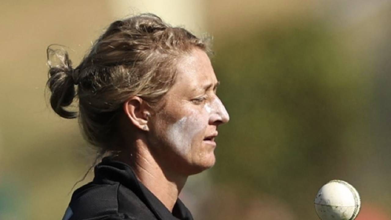 Sophie Devine Ka NZ20 Ko Full Support: Kya New Zealand Cricket Apni Pehchaan Banayega Ya BBL Ki Rah Chalega?