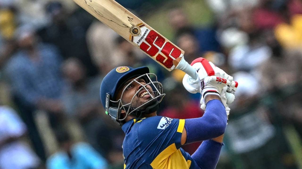 "IPL Ka Jadoo Dekho!" Shanaka Ne Lahore Qalandars Ko Bola Bye-Bye, Rajasthan Royals Mein Entry!
