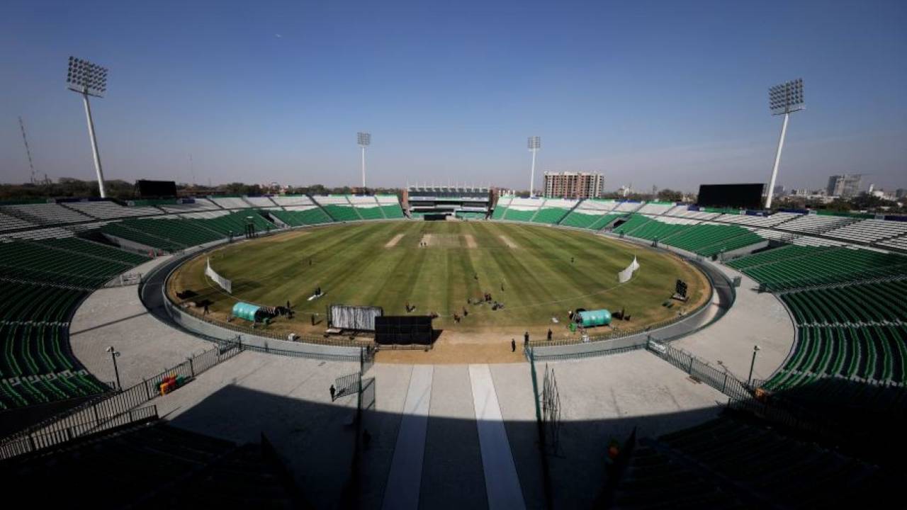 Paison Ki Kami, Petrol Ka Rona: PSL 2026 Ab Sirf Do Shehron Mein Aur Bina Janta Ke! Kya Yeh Hai Pakistan Cricket Ka Naya 'Vision'?