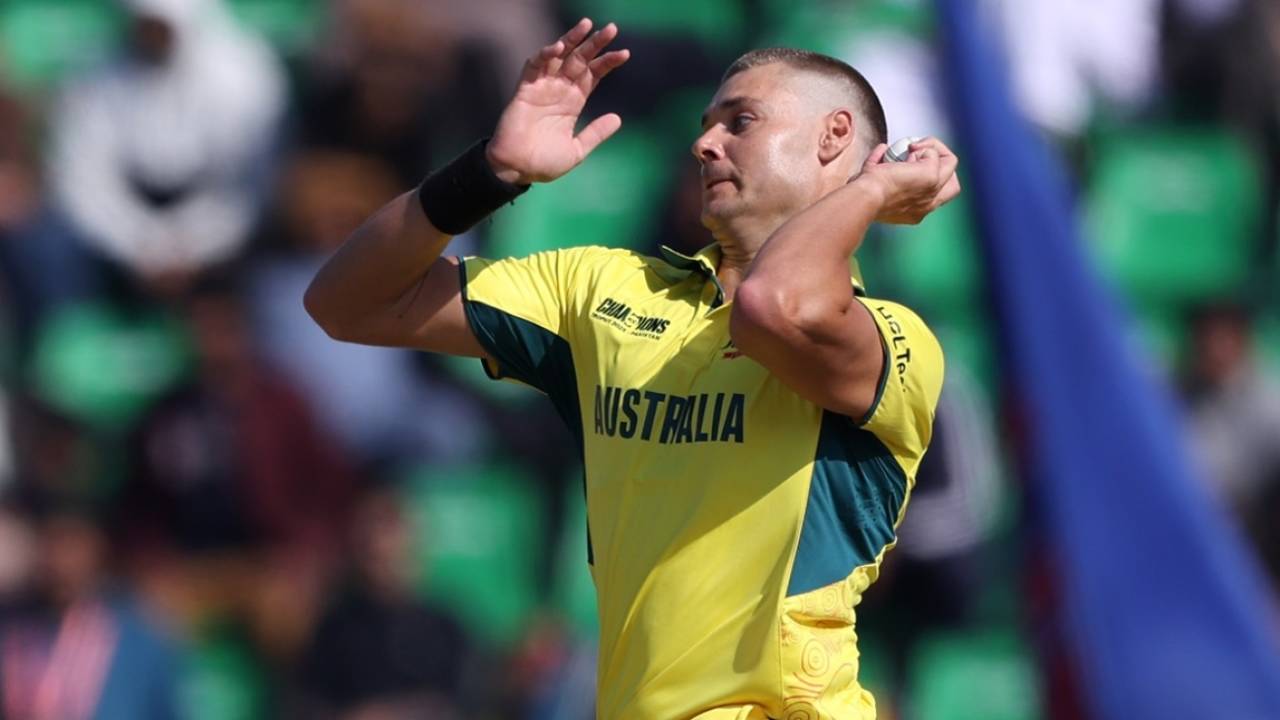 IPL 2026: CSK ka Naya Speedster? Spencer Johnson ki Entry, Ellis Out!