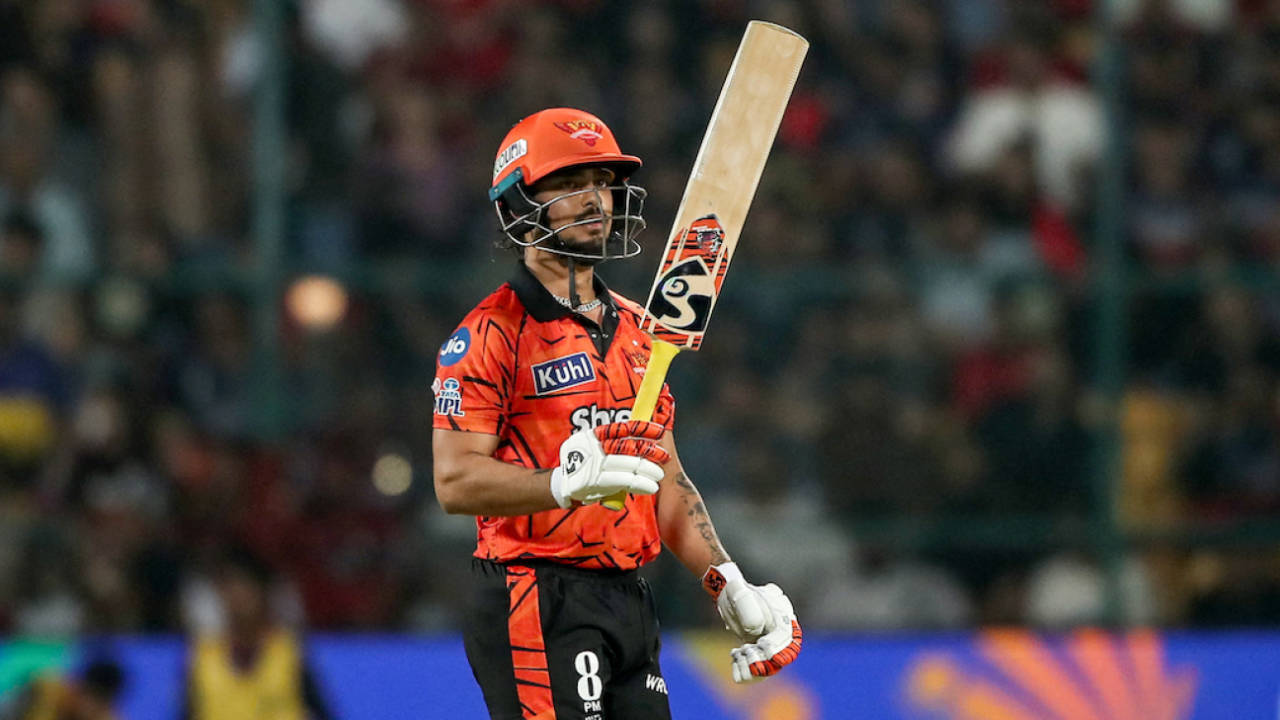 Captain Ishan Kishan aur Aniket Verma ka Dhamaka: SRH ne RCB ko Di 201 Runs Ki Maha-Chunauti!