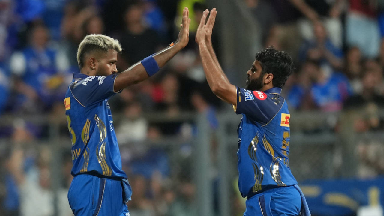 Shardul Thakur Ka 'Ghar Wapsi' Aur Hardik Pandya Ka Vaada: "Ab Yahi Raho, Lord!"