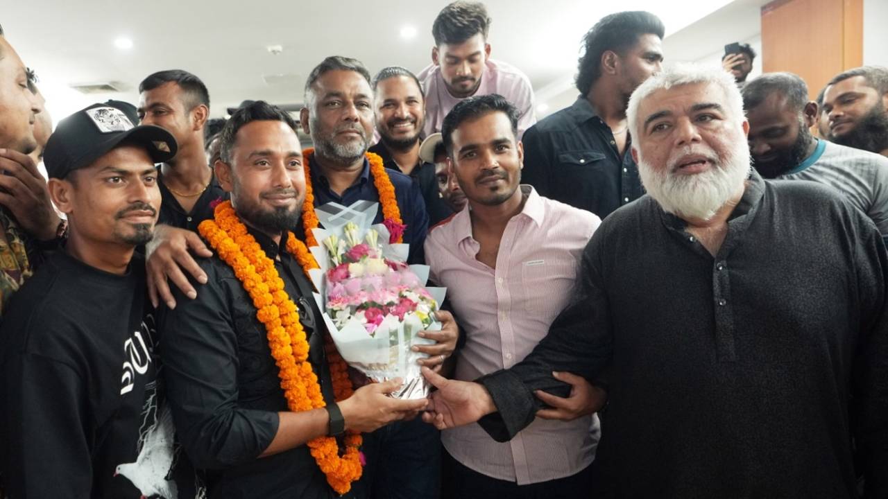 Bangladesh Cricket Ka Bura Haal: BCB vs Dhaka Clubs Ki Jung Mein Players Pise!