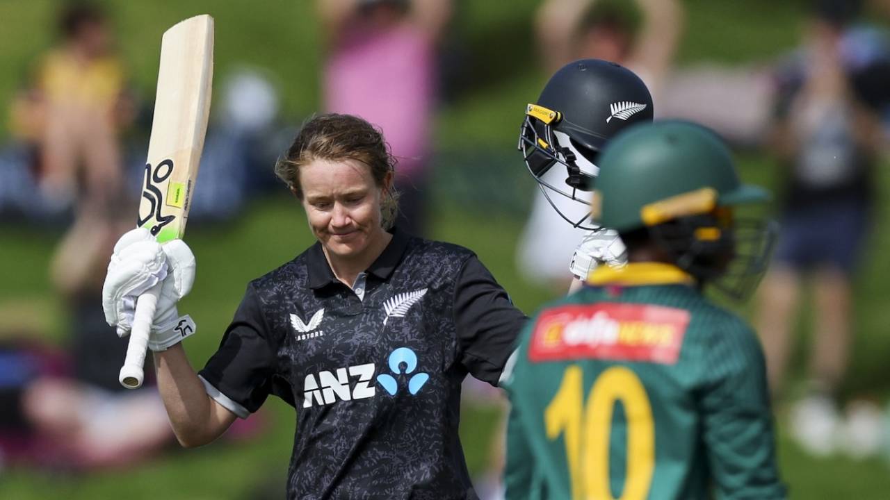 Maddy Green Ka Masterclass Aur Rosemary Mair Ka Dhamaka, New Zealand Ne Palat Di Baazi, South Africa Hua Choor-Choor!
