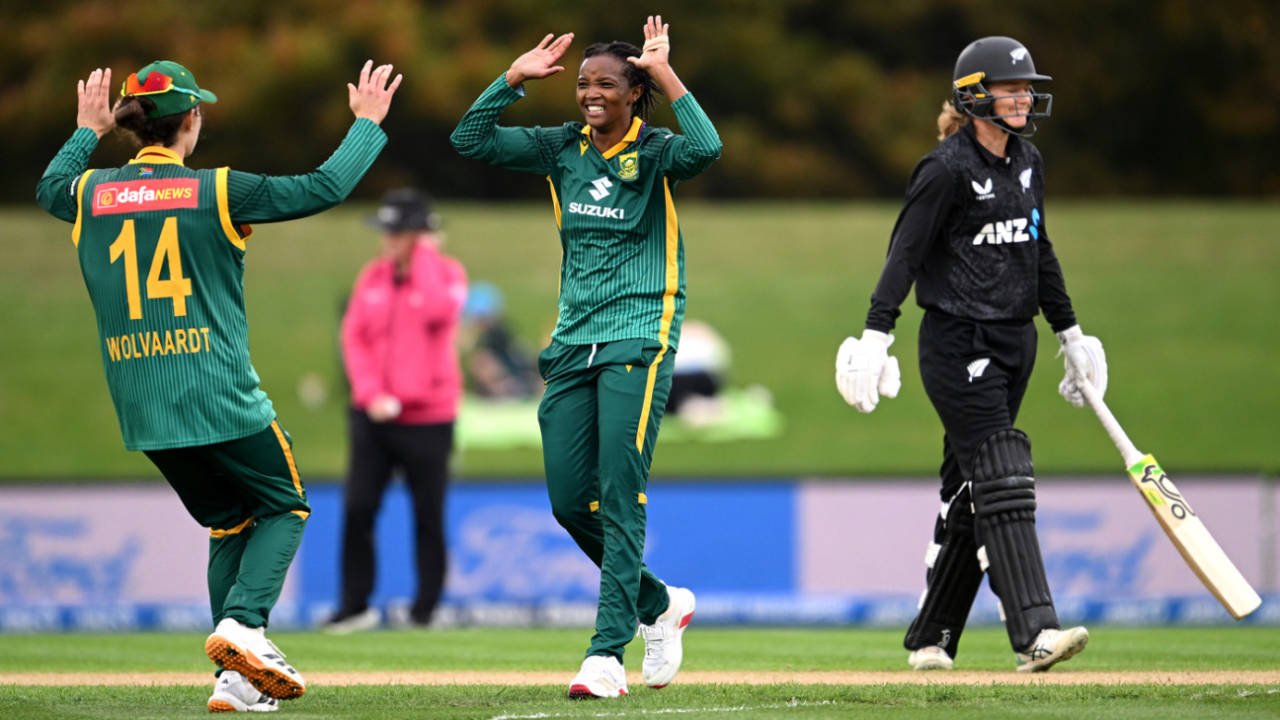 South Africa ki Haar par Mashimbyi ka Bayaan: 'Gaps Kahan hain, Yahi Samasya hai!' Proteas ko Sata Rahi Hai World Cup Ki Chinta!