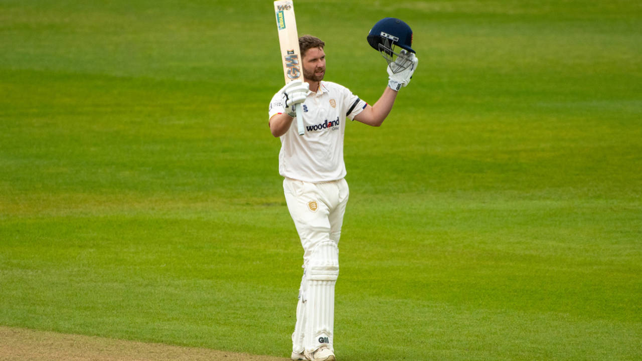 Critchley Ka Masterclass: Essex Ne Hampshire Ko Dhool Chata Kar Season Ka Aagaz Kiya!