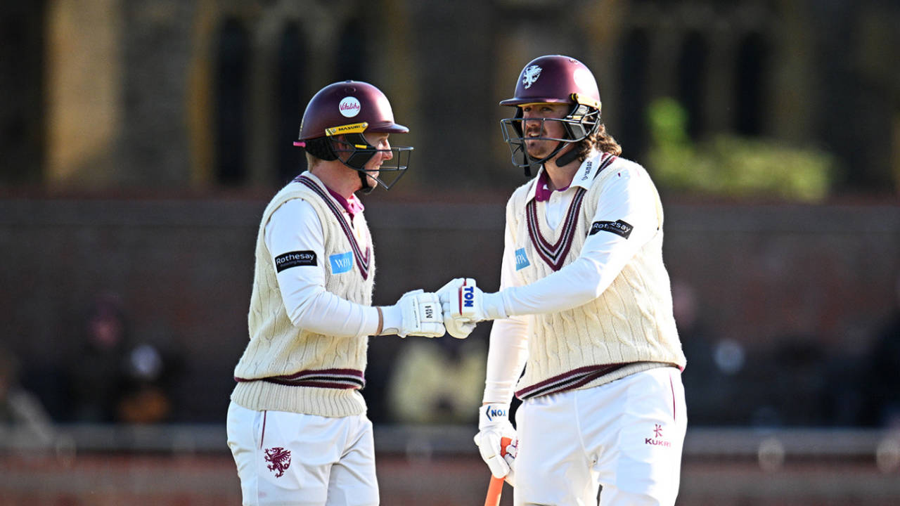 James Rew aur Kohler-Cadmore ki Masterclass: Somerset ne Notts ko kiya Chakna-choor!
