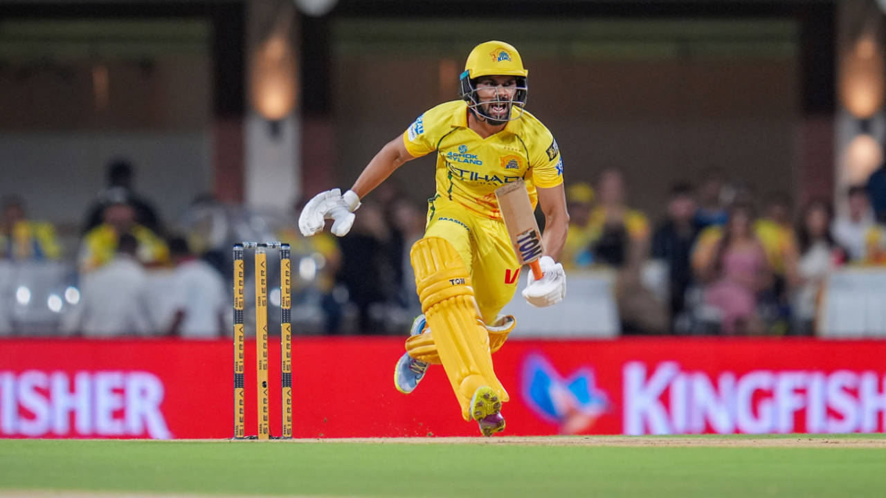 Ruturaj Gaikwad Ka 'Tunnel Vision' Bana CSK Ki Musibat? Jaffer-Finch Ki Warning: 'Mindset Badlo!'