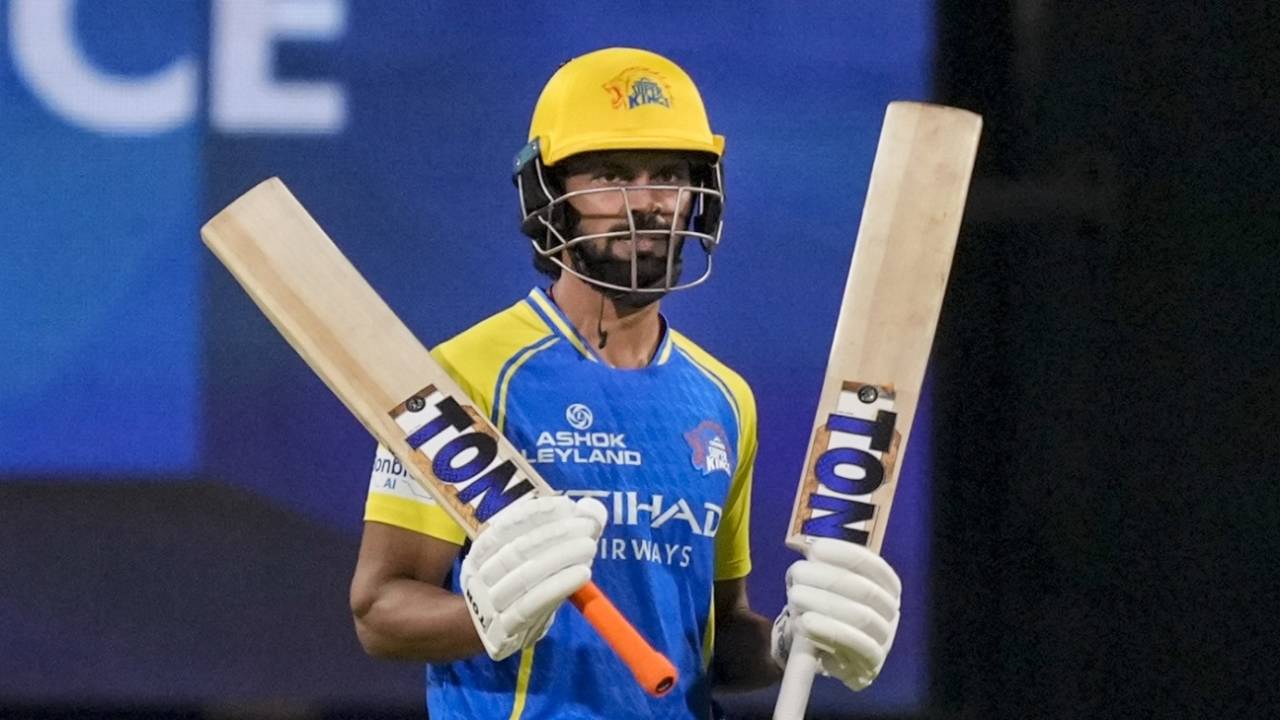 IPL Ka Dangal: CSK Aur KKR Ki Qismat Ka Faisla! Bottom-Table Battle Ya Comeback Ki Kahani?