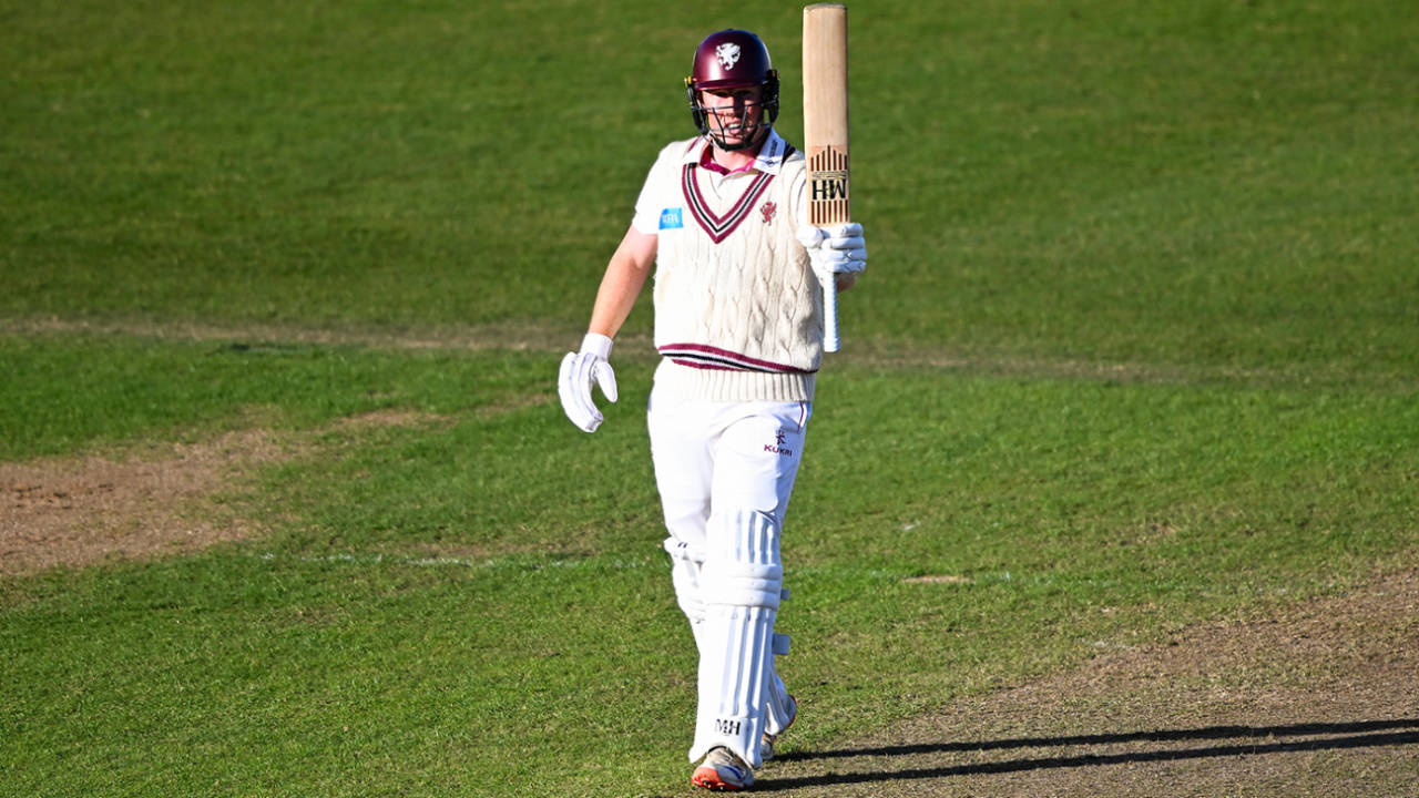 James Rew Ka Run-Scoring Masterclass: Somerset Ne Pakdi Hampshire Par Badhat!