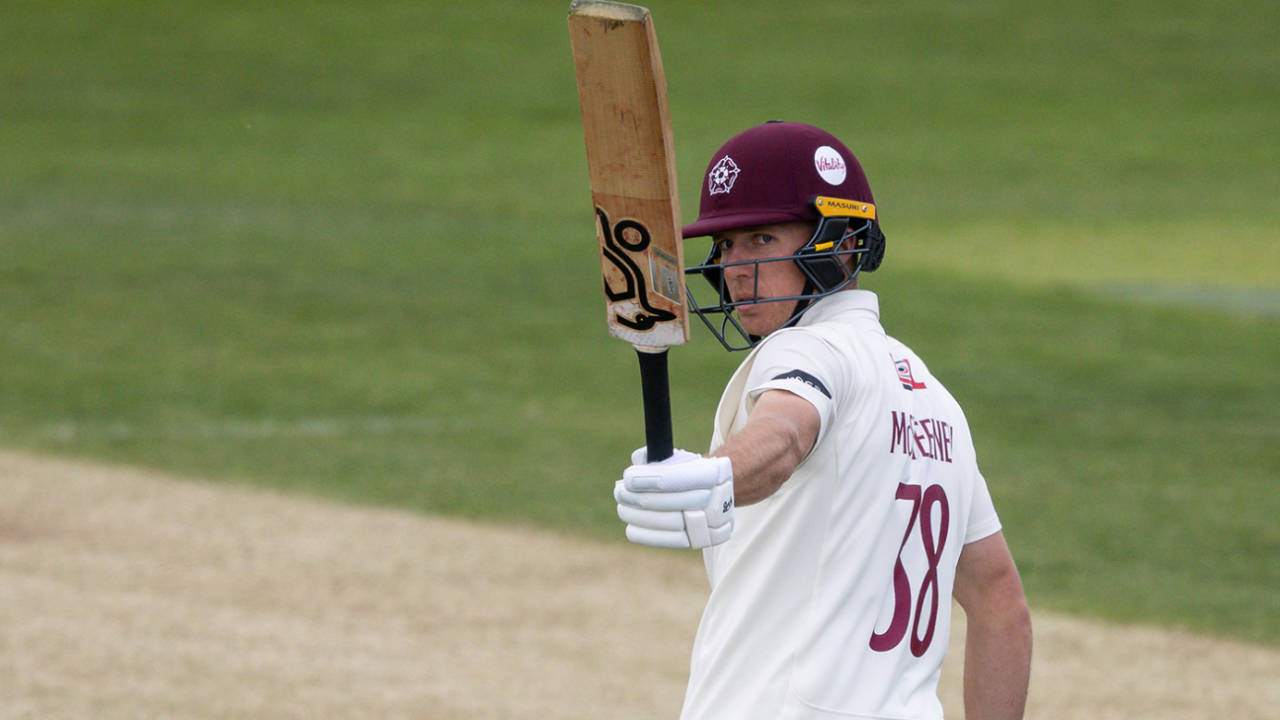 McSweeney aur Sales ka Northants ke liye Kamaal: Middle Order Ne Palat Di Poori Baazi!