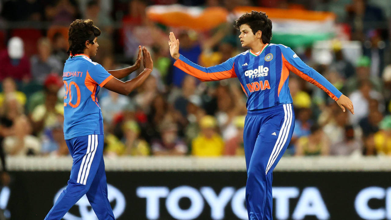 Shafali Verma Ka Shatak (100th Match)! India Ne Chale Masterstroke, Anushka Sharma Aur Kranti Goud Ka Debut!