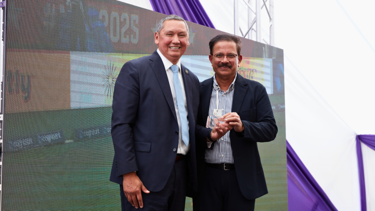 Shah Rukh Khan ka Masterclass: Knight Riders Base Declared as Cricket's Home for LA28 Olympics