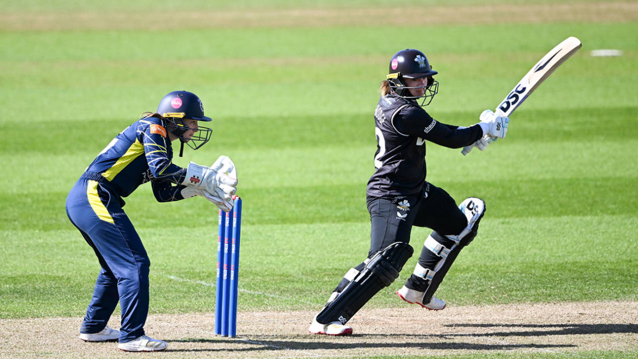Danni Wyatt-Hodge ka Toofan pada feeka: Hampshire ne Surrey ke rath ko roka in a thrilling encounter