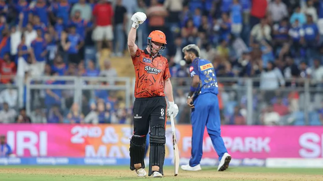 SRH Ke Blazing Chase Ne MI Ki Record Knock Ko Dhundla Kiya, Head-Klaasen Show Se IPL Race Garam