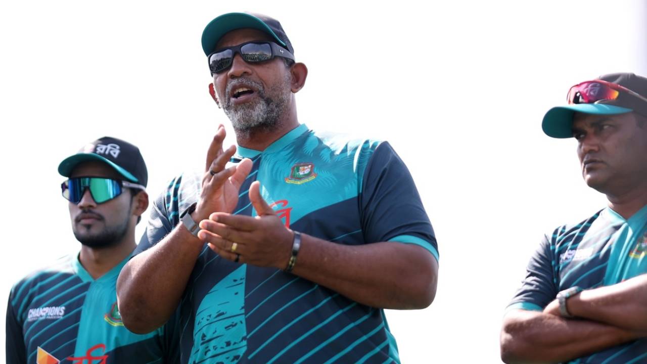 Shaheen Shah Afridi forgets Rawalpindi Humiliation as Bangladesh coach Phil Simmons eyes New History
