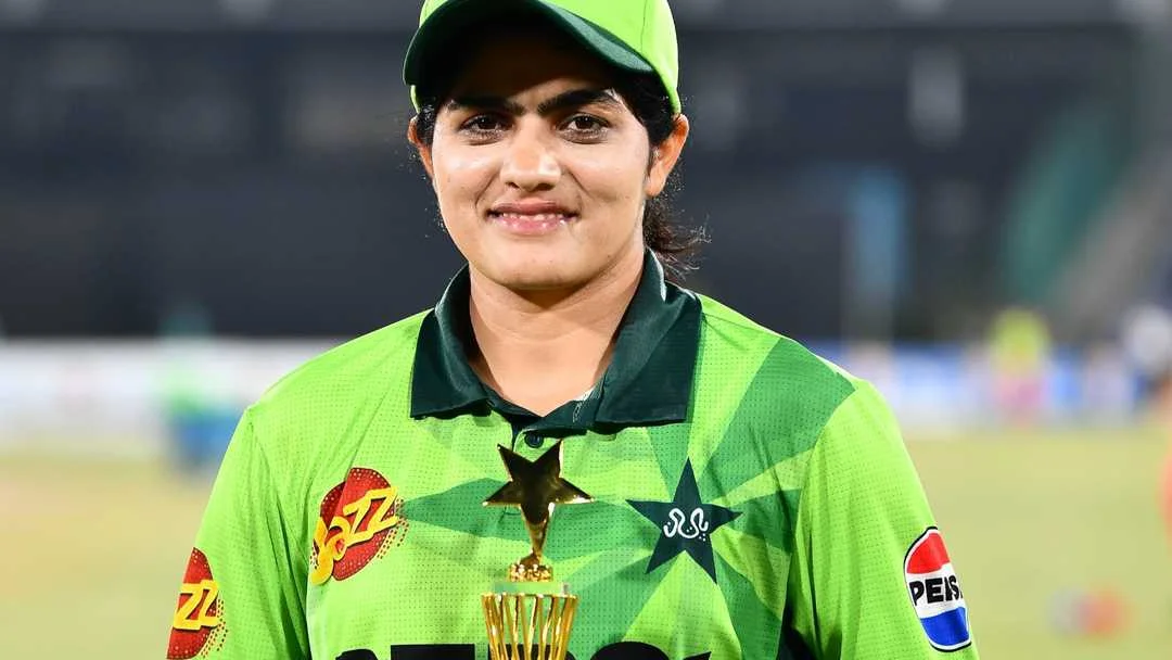 Pakistan Women Create History As Shamas And Feroza Centuries Crush Zimbabwe In Karachi