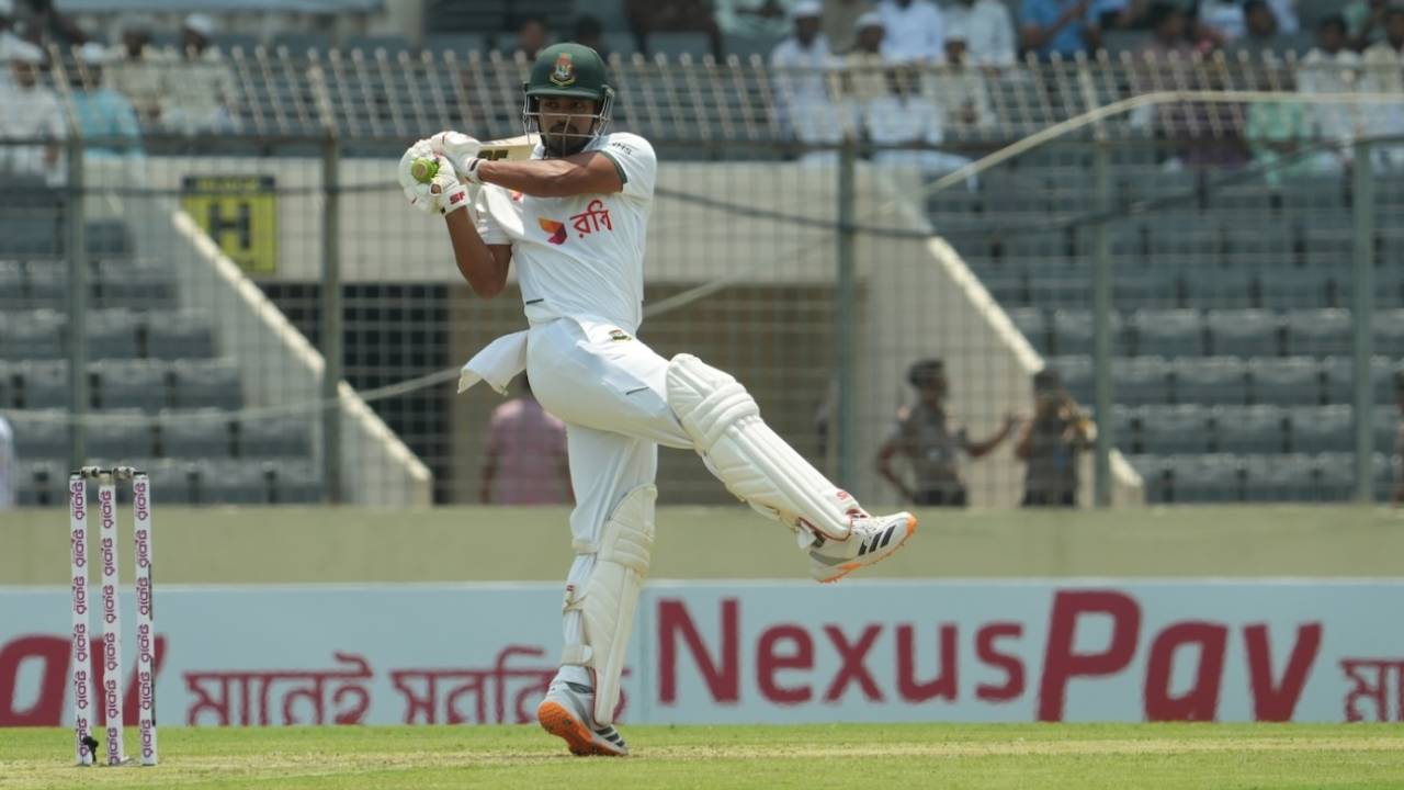Mirpur Ki Green Top Pe Pakistan Ka Mazak: Shanto Aur Mominul Ne Udai Shaheen Ki Dhajjiya