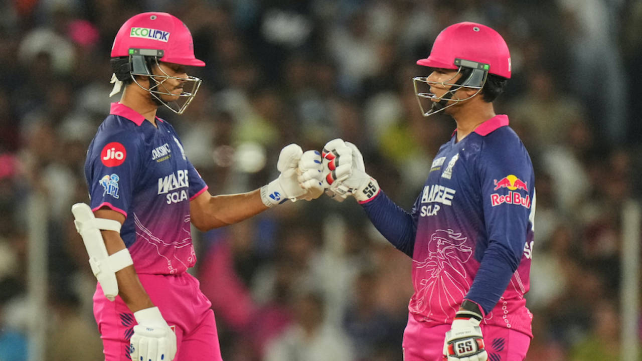 Shaky Rajasthan Royals ke saamne Gujarat Titans ki badi chunauti: Top 4 ki race hui intense