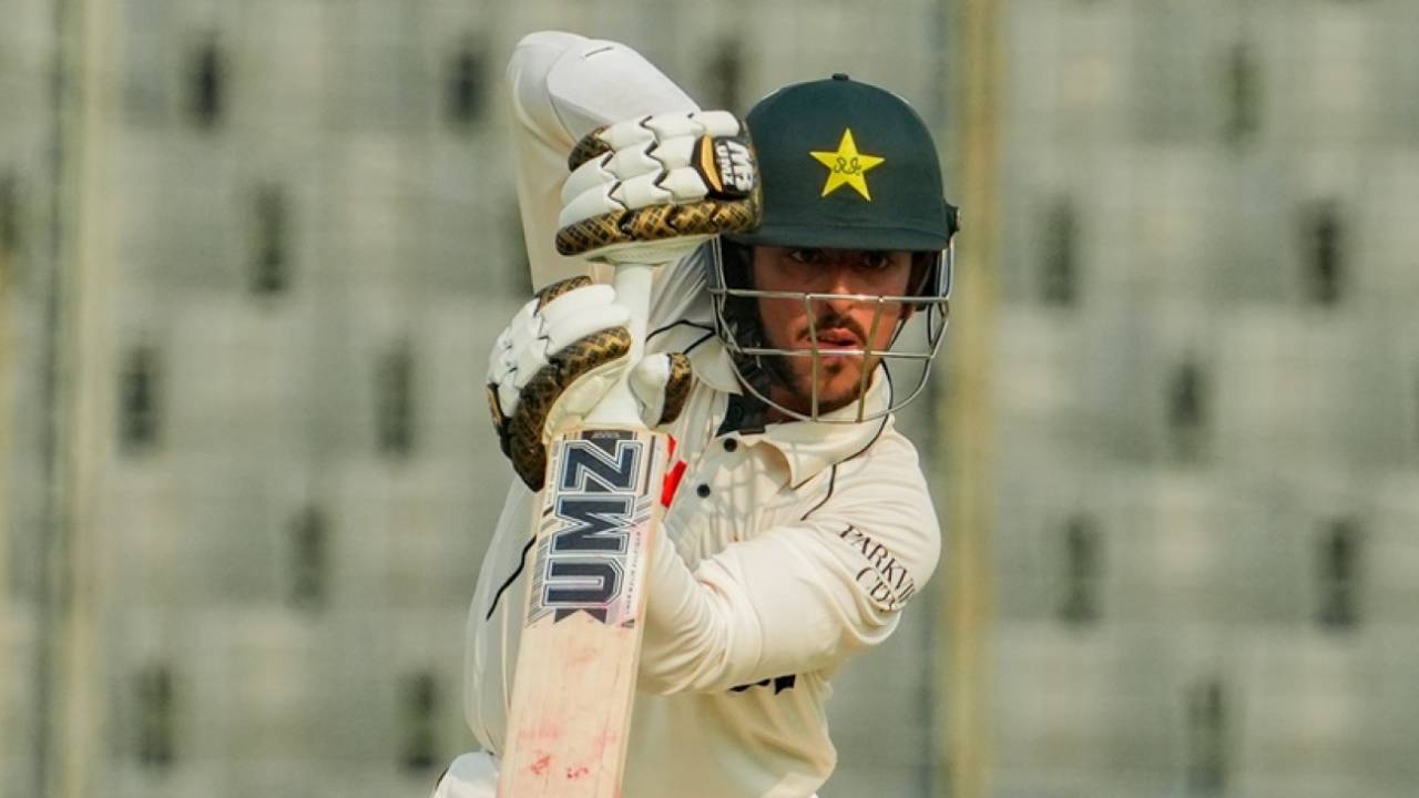 Azan Awais ne bacha li Pakistan ki naak: Mirpur Test mein debutant ka Masterclass ya Bangladesh ki kismat kharab?
