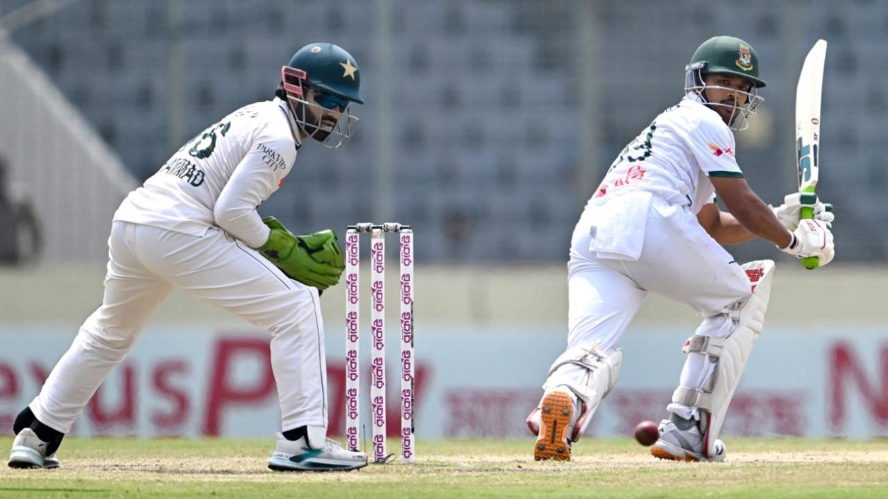Mirpur Me Pakistan Ki Halat Tight: Shanto Ne Diya 268 Runs Ka Target Aur Noman Bane 'Oldest' Record Holder!