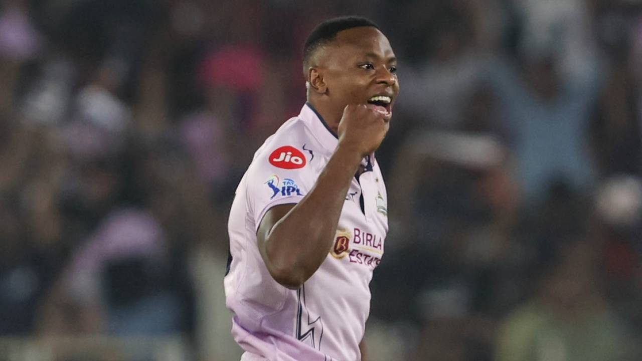 Gujarat Titans Climbed to No. 1 after Rabada and Holder Destroyed SRH in Ahmedabad