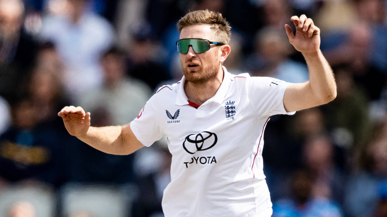 White Ball ke Chakkar mein Liam Dawson ne Red Ball ko kaha Goodbye: Hampshire Legend ka Shocking Retirement!