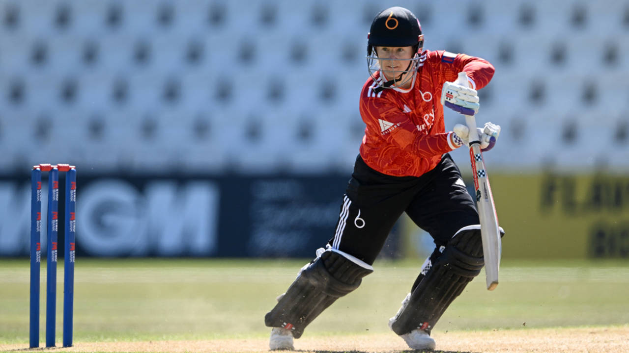 Tammy Beaumont ka 99* Not Out Masterclass aur Georgia Elwiss ki Fifty: The Blaze ne Somerset ko harakar Points Table par jamaya kabza