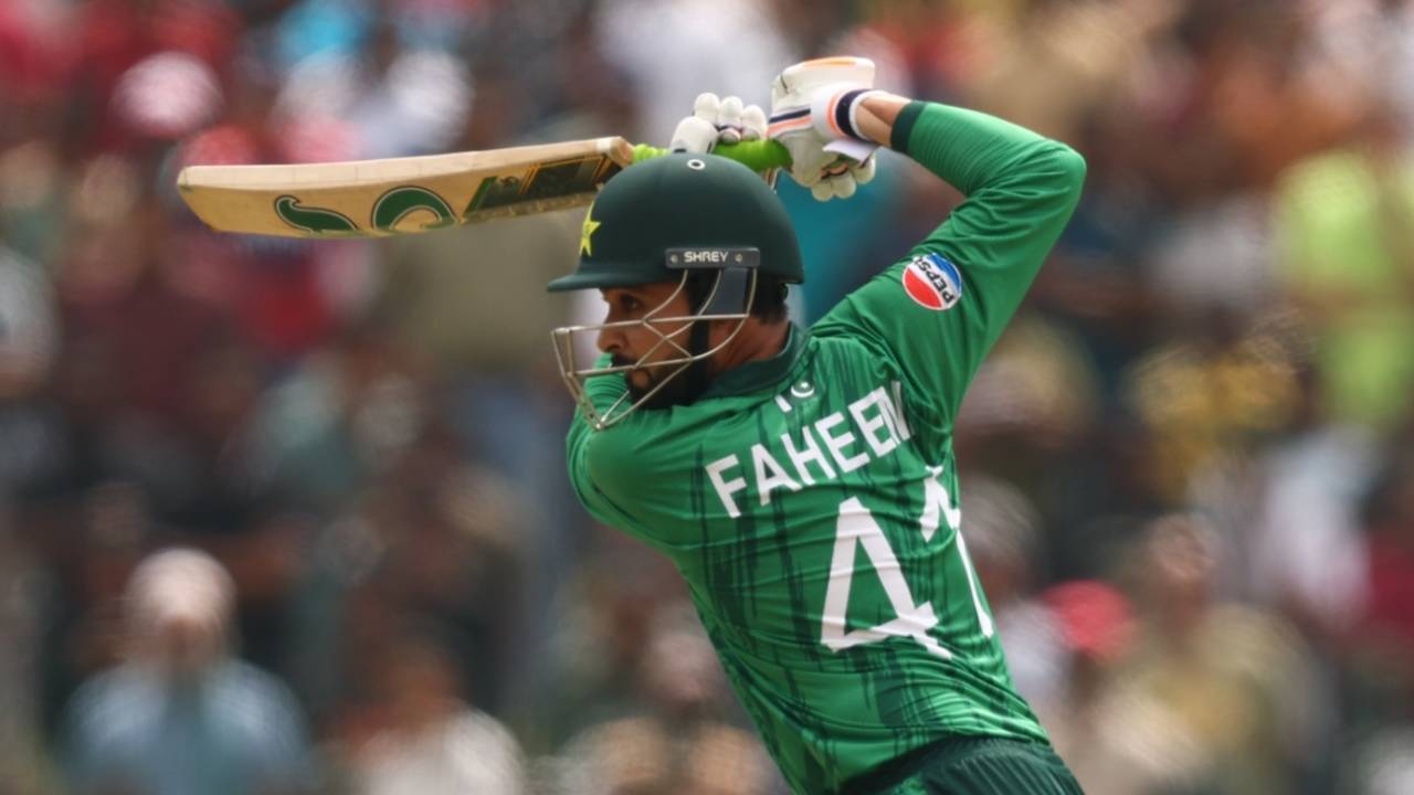 Will Sutherland Out aur Faheem Ashraf In: Yorkshire ne chuna Pakistan ka 'Budget' All-rounder!