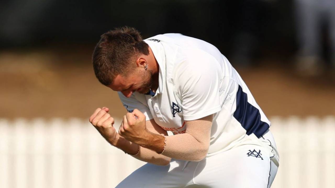 Fergus O'Neill ne barsaat ke beech Hampshire ka nikala tel: Nottinghamshire ki Unfiltered Dominance