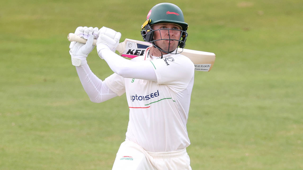 Sol Budinger aur Leicestershire ka Chelmsford mein tabaahi wala start, lekin Essex ne kar di game mein waapsi!
