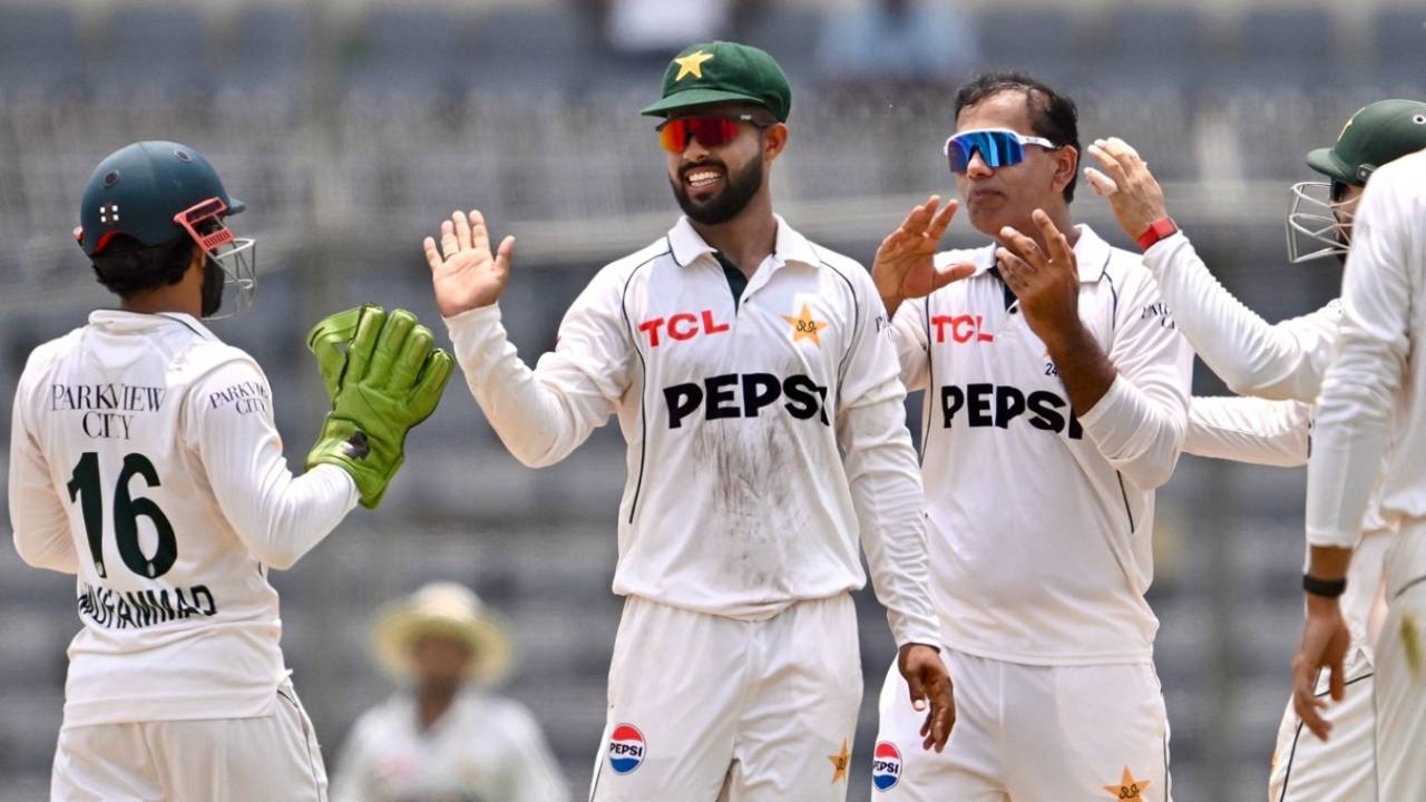 Bangladesh Se Pitne Ke Baad Pakistan Ki Ek Aur Zillat: ICC Ne Kaate 8 WTC Points, Table Par Halat Hui Khasta!