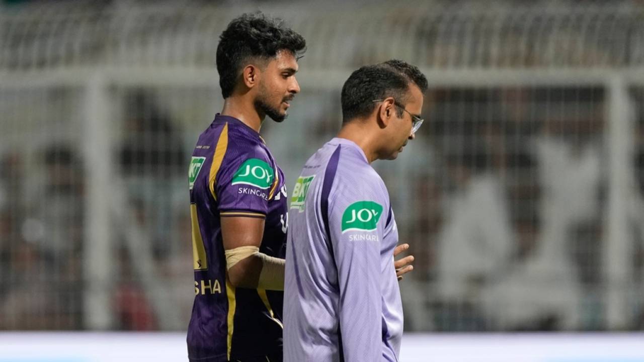 18 Crore Ka Fatka: Matheesha Pathirana KKR Debut Turns Into A Disaster Against Gujarat Titans