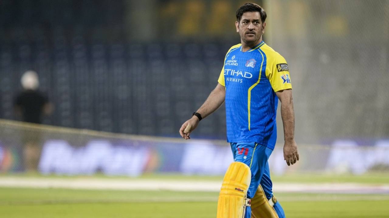 Chepauk mein Thala ka Aakhri Salaam: MS Dhoni and CSK Face SRH in Do-or-Die Playoff Race