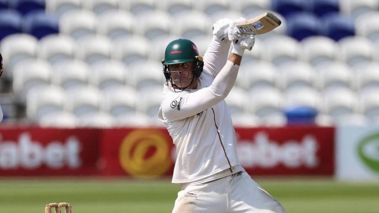 Louis Kimber ka Clutch Masterclass: Northamptonshire ne Gloucestershire ko Thriller mein Dhool Chatai