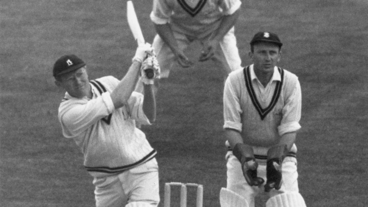 End of an Era: Former England Captain MJK Smith Passes Away at 92