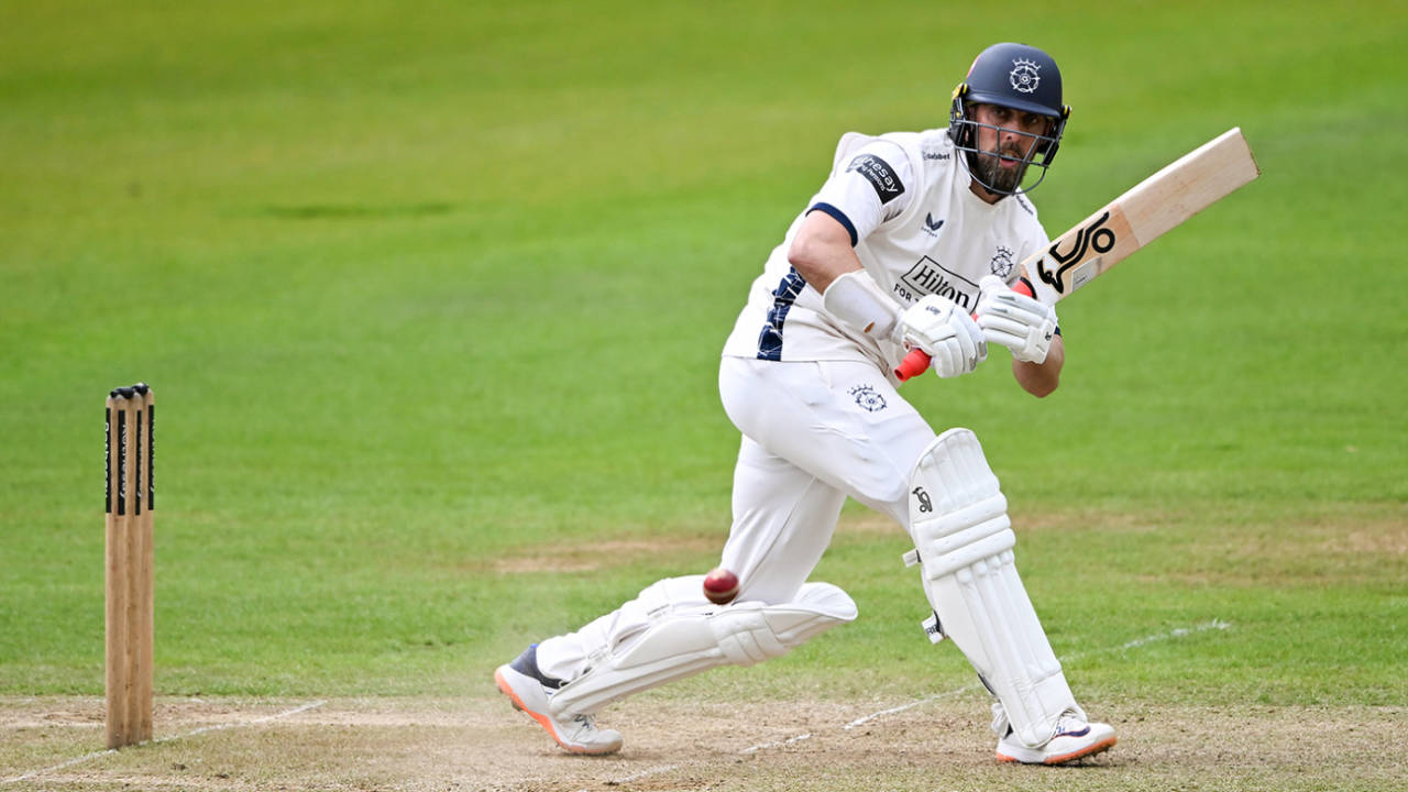 Jake Lehmann ki Masterclass: Hampshire ko haar se bachaya aur Nottinghamshire ka vijayrath roka!