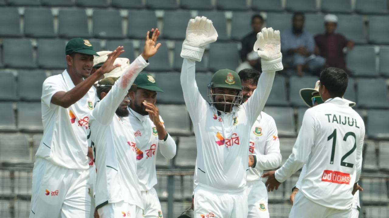Pakistan Ke Armano Par Pani: Shaun Tait Ki Prophecy Se Sylhet Mein Macha Kohram