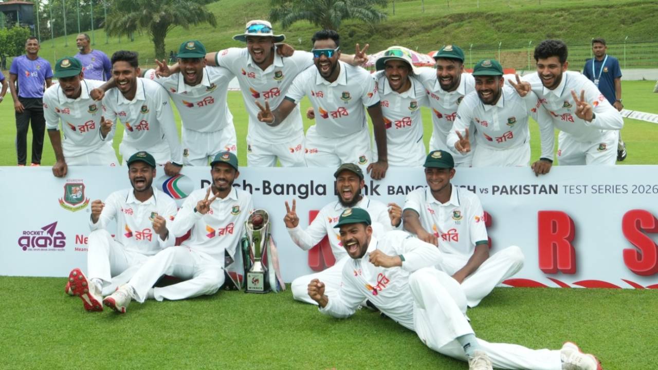 Historical Clean Sweep! Bangladesh Captain Shanto ne Pakistan ki 'Healthy' Dhulayi par khola bada raaz