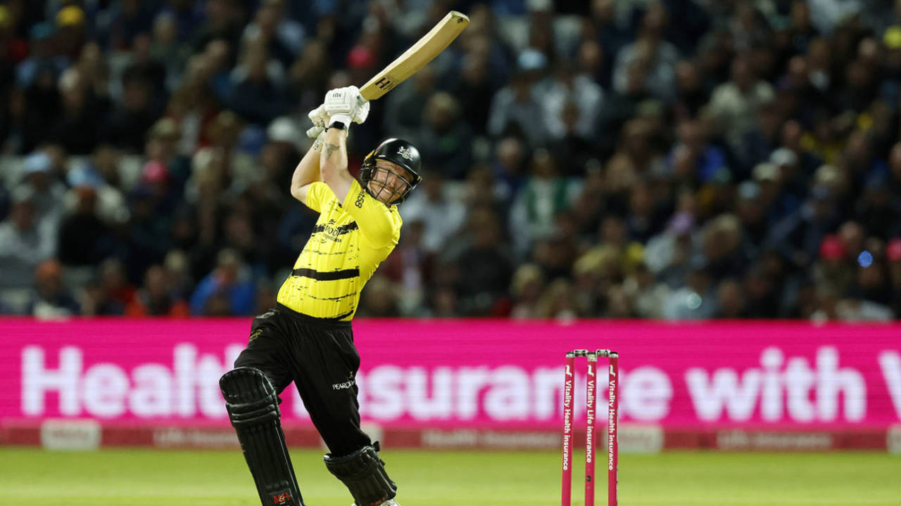Matt Taylor ne Chheen li Glamorgan se Jeet: Gloucestershire ki Hairatangez Last Ball Finish!